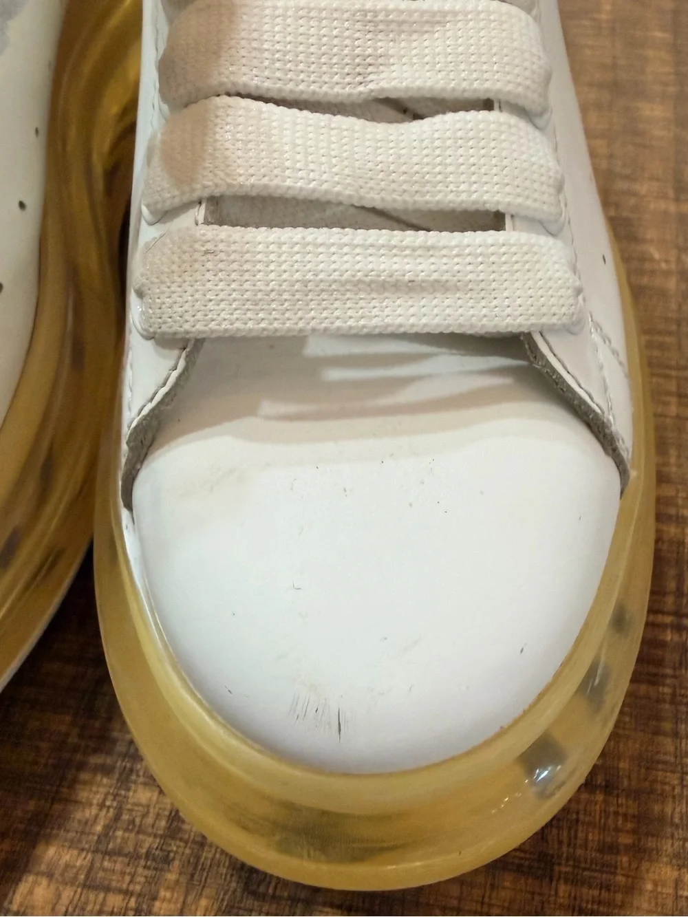 Alexander McQueen Oversized Sneakers White Amber Sole EU 39 US 9 Leather